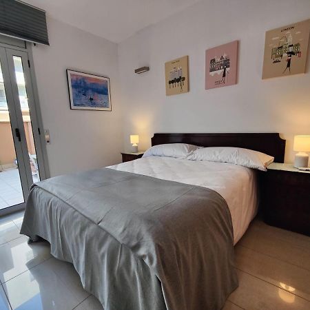 Badalona Beach Apartment Buitenkant foto